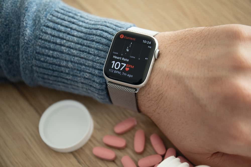 Montre connectée pour les seniors : définition, utilisation et choix